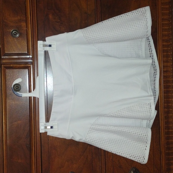 White athletic skort - Picture 1 of 4